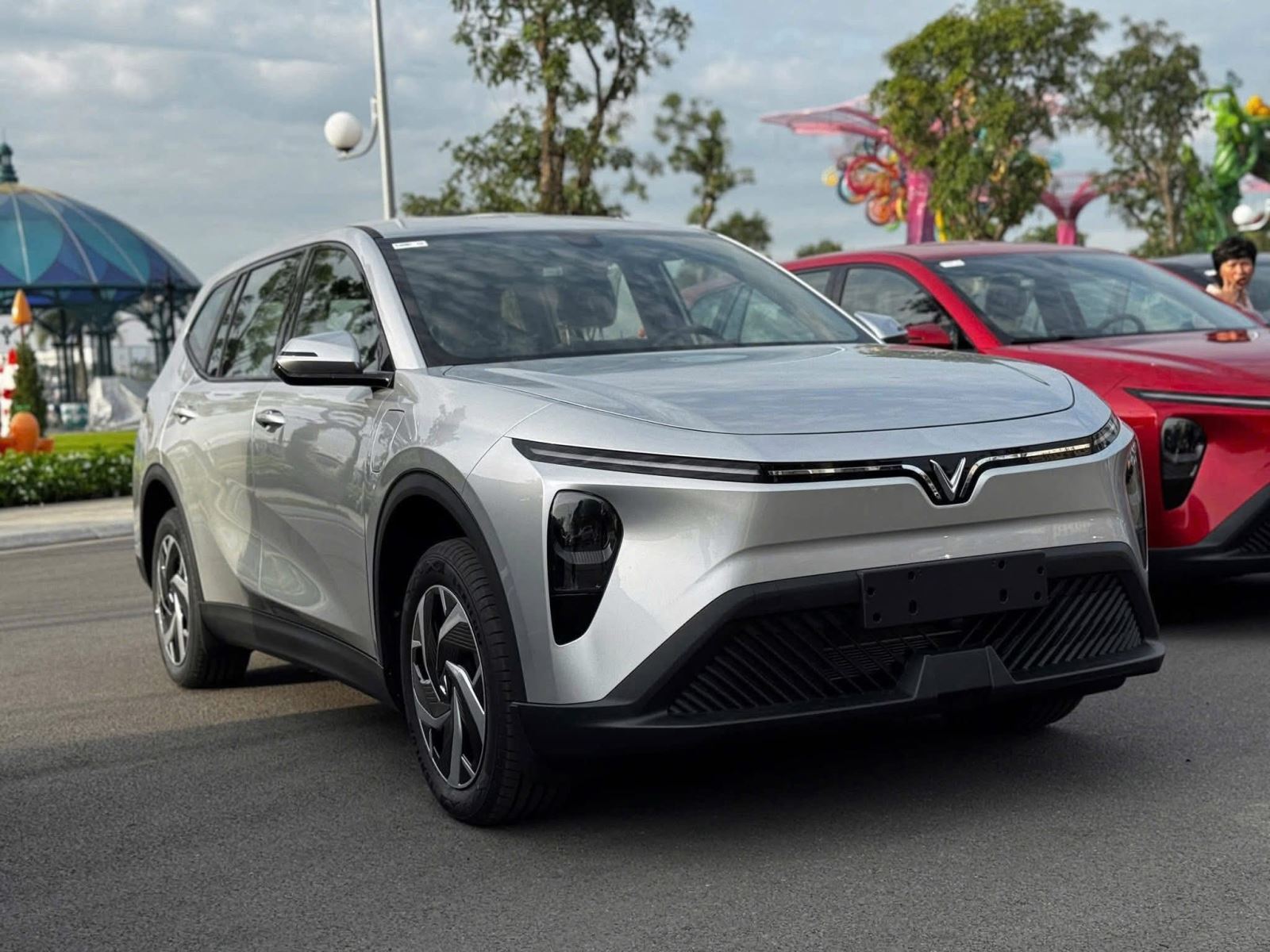 chi-tiet-xe-limo-green