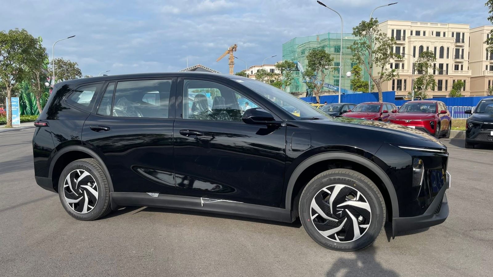 chi-tiet-xe-limo-green